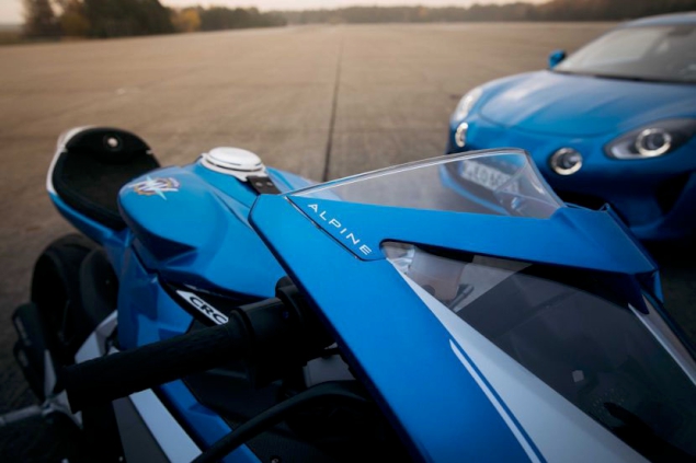 MV-Agusta-Superveloce-Alpine-A110-edition