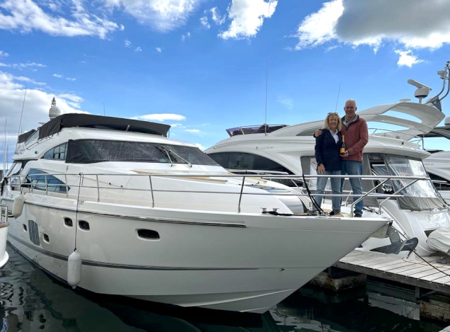 October,-the-Month-of-Fairline-Squadron-55s