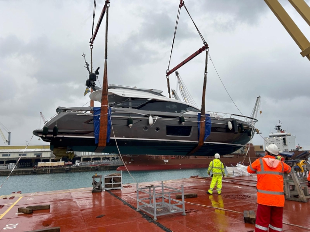Relocating-the-Magnificent-Azimut-S8-From-Antibes-to-Fort-Lauderdale